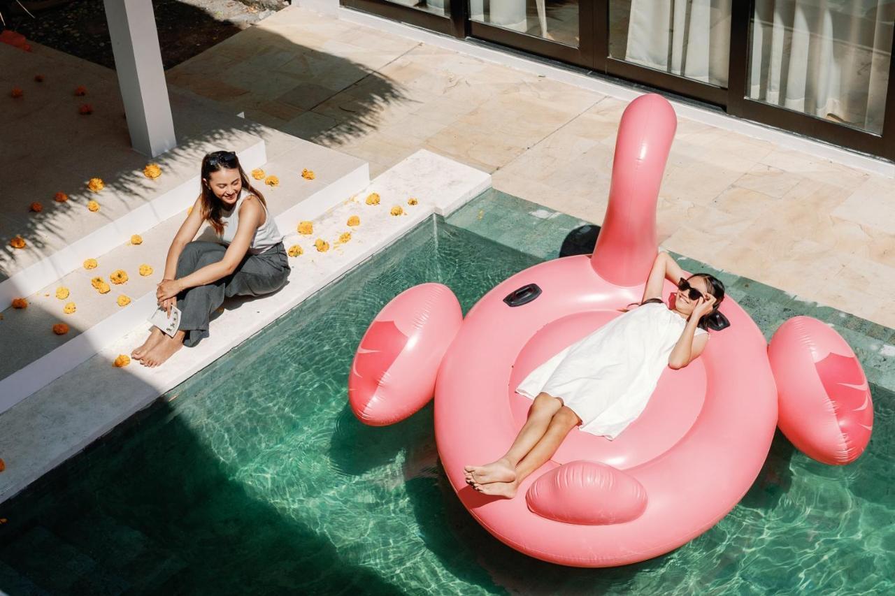 Maribel Villa Bali เซมินยัค ภายนอก รูปภาพ